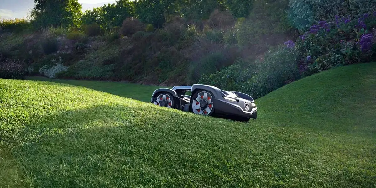 Unsere Leistungen für Ihren Mähroboter